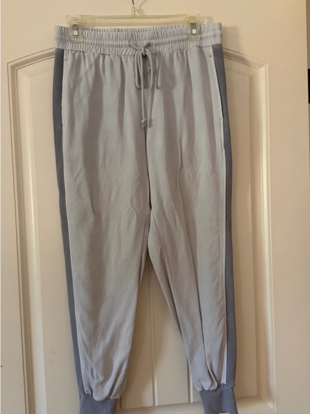 Bella Dahl Pale Gray Joggers with Charcoal Side Panels